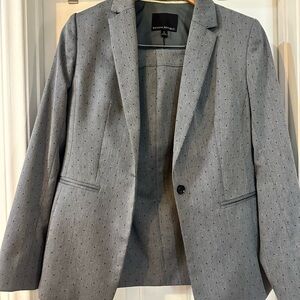 Banana Republic Gray with black Pin-dot Suit Set — Blazer and matching skirt